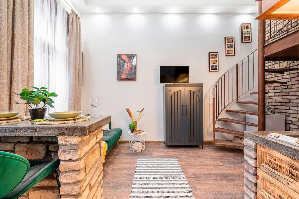 Brenda Design Home Budapest Ngoại thất bức ảnh